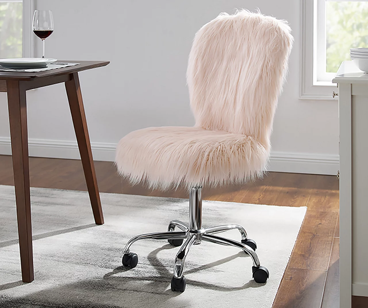 Comfort Home Blush Pink Faux Fur Swivel Chair - Image 2