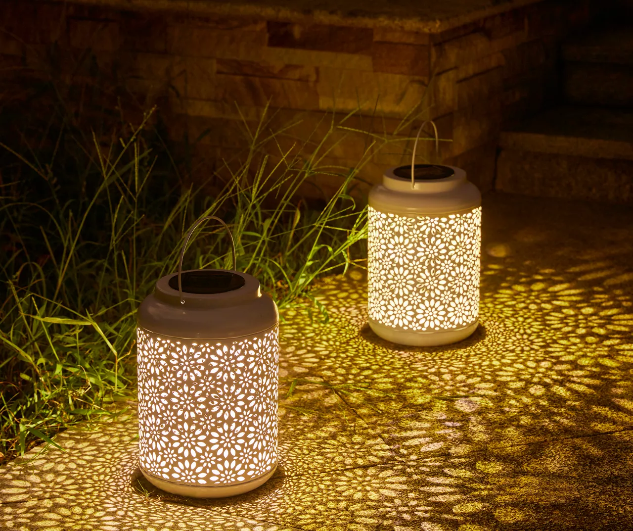 White Flower Cut-Out Metal LED Solar Lanterns, 2-Pack - Image 2